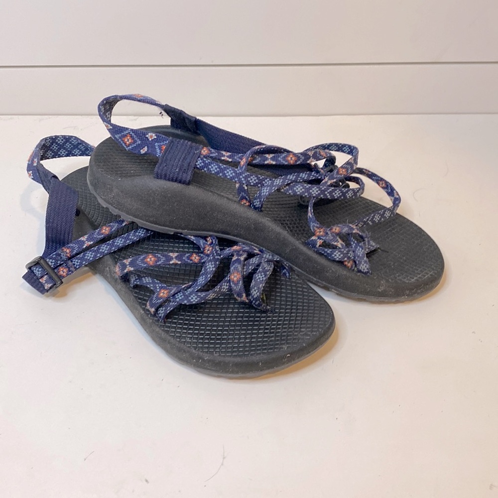 Size 10 blue Chacos